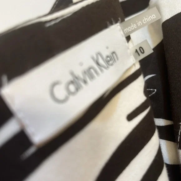 Calvin Klein bodycon dress - Picture 6 of 8